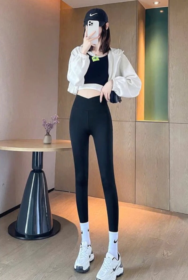 Mix & Match Phối Đồ Với Quần Legging Mùa Đông