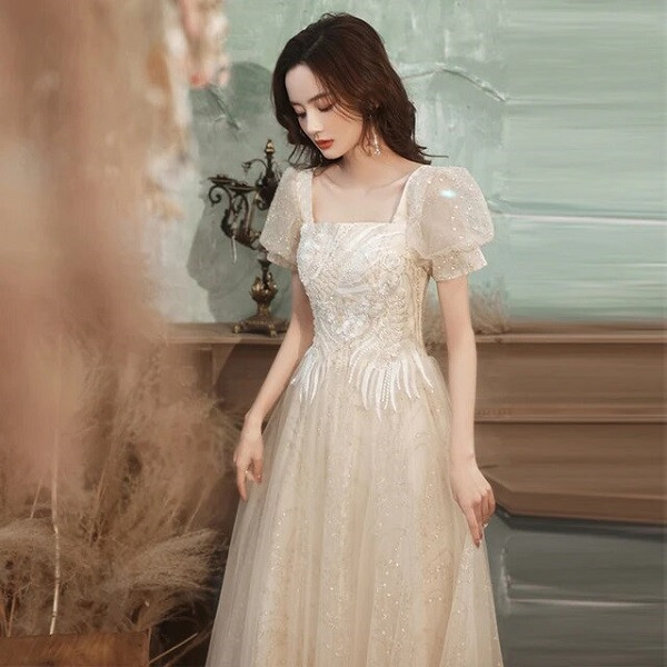 Cập nhật các kiểu đầm dạ hội trẻ trung, sang chảnh và cực lung linh