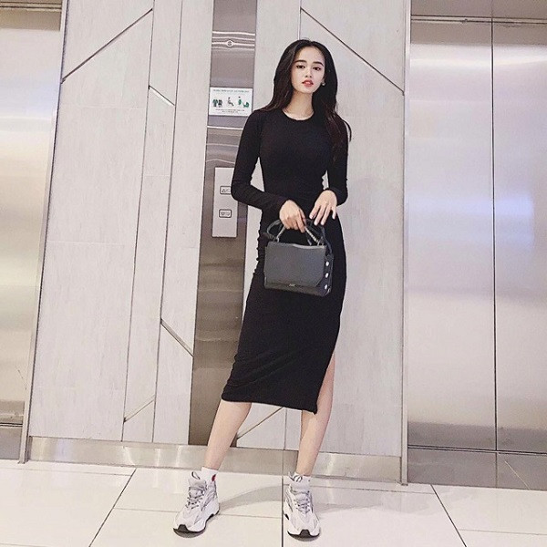 Đầm body mang giày gì, cách phối đầm body tôn dáng, sành điệu