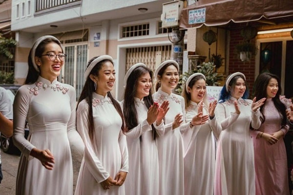 Top 5 Địa chỉ cho thuê đầm phụ dâu TPHCM mẫu đẹp, giá rẻ